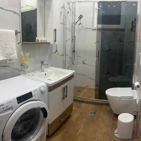 Apartment Kroni 1