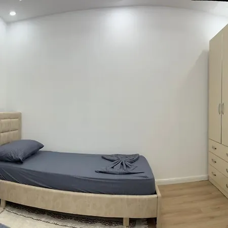 Kroni 1 Apartment