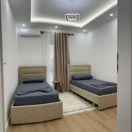 Kroni 1 Apartment *