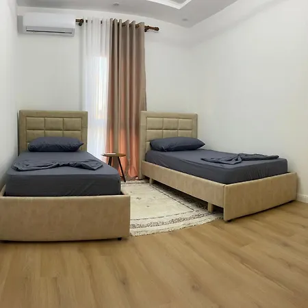 Apartment Kroni 1 *